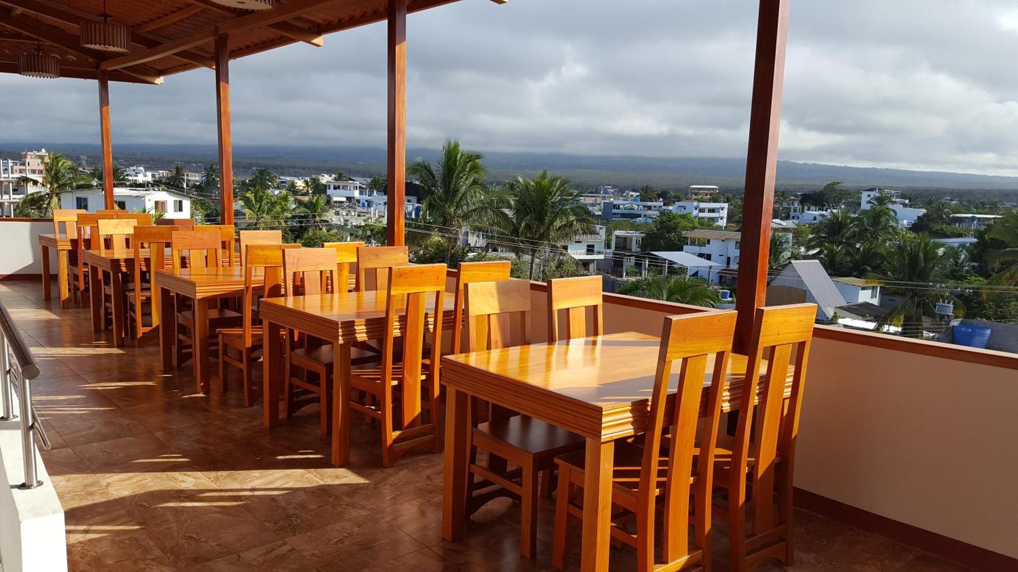 Gloria - Galápagos Inn Puerto Ayora  Exterior foto